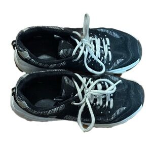 Black and White Sneakers sport